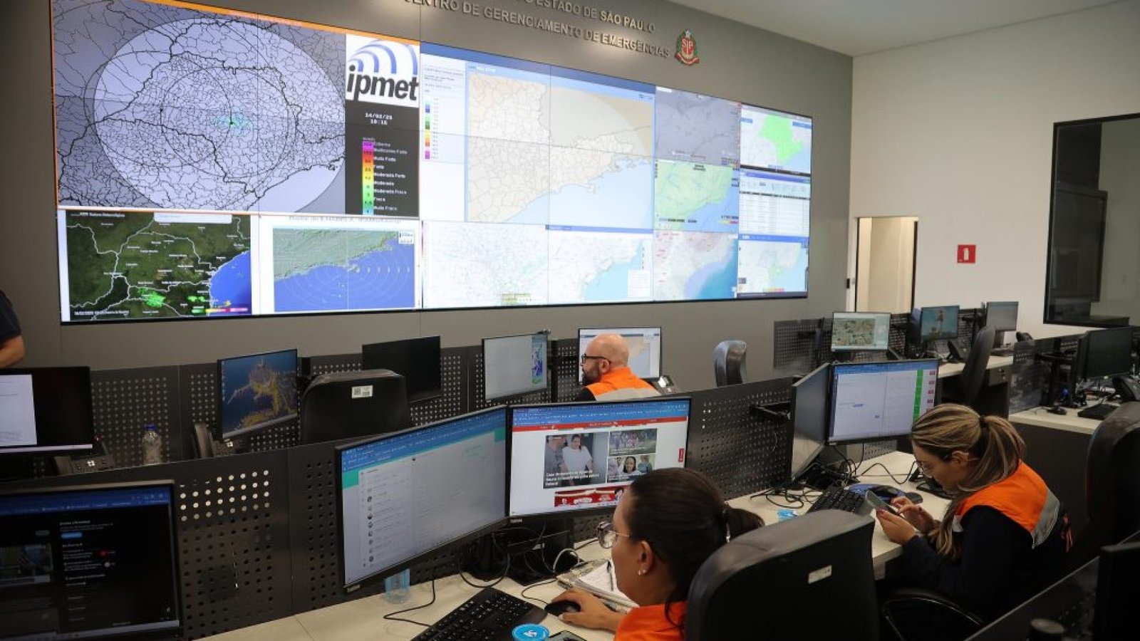 Centro-de-Gerenciamento-de-Emergencias-CGE-e-o-Centro-Paulista-de-Radares-e-Alertas-Meteorologicos-C.jpeg