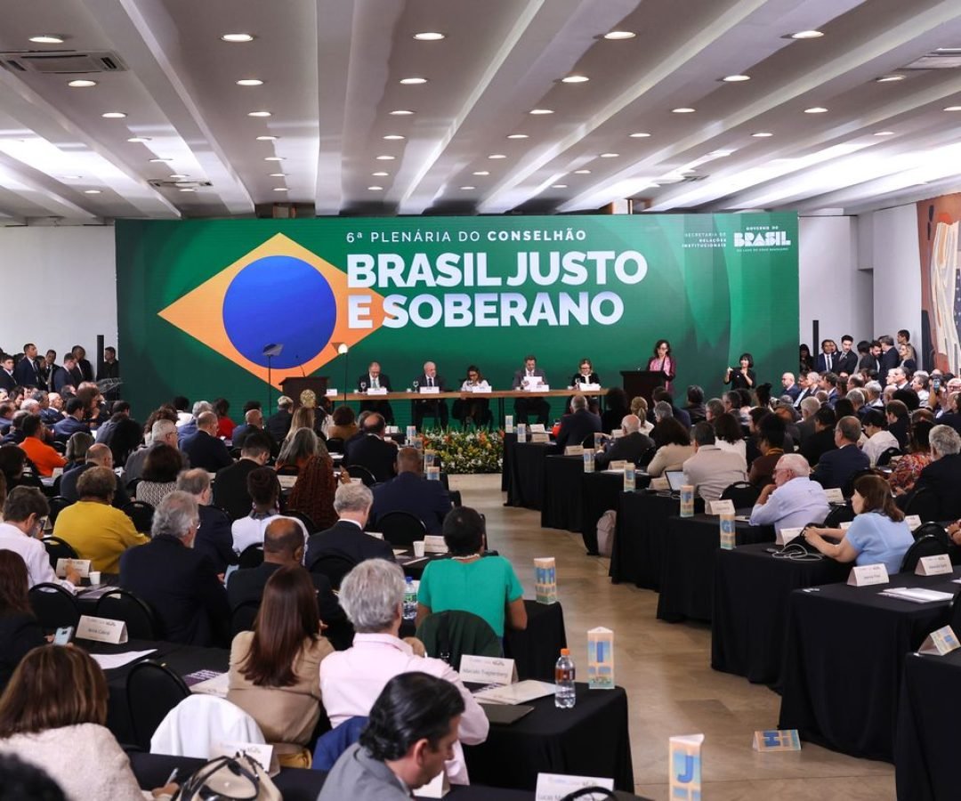 Conselhão entrega a Lula propostas de metas de desenvolvimento do país