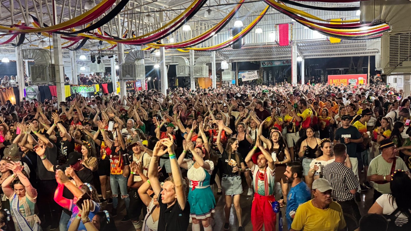 Festa teve shows e grande público